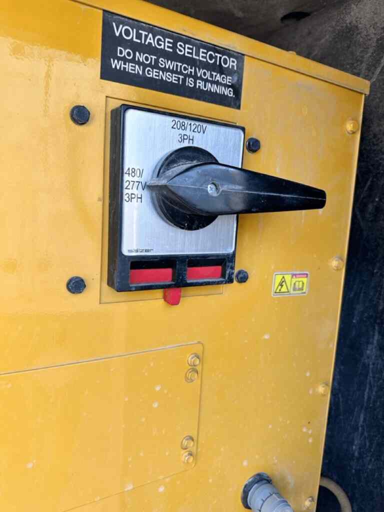 Caterpillar XQ230 Trailer Mounted Diesel Generator